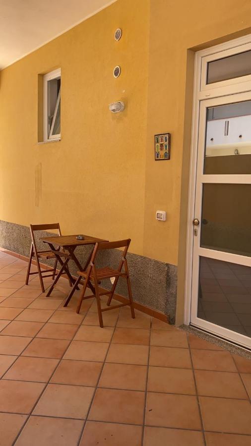 Carolina Apartments - Monolocale Capo dʼOrlando Exteriér fotografie